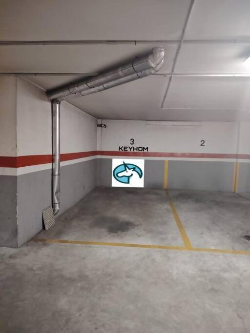CacesEl Castuo Centro Historico Con Parkingアパートメント エクステリア 写真